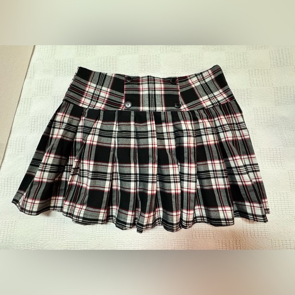 Urban Rose Chic Plaid Skater Skirt - Black, White, and Red - Picture 1 of 7